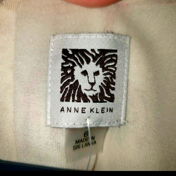 Anne Klein Knee high Dress - Picture 7 of 7